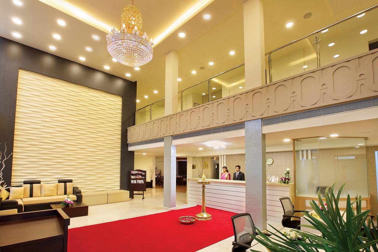 Joyees Residency Hotell Kottayam Eksteriør bilde